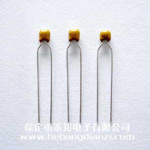 4700PF 472 4.7nf��ʯ����