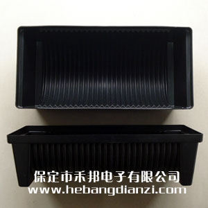 Ԫ�����м�